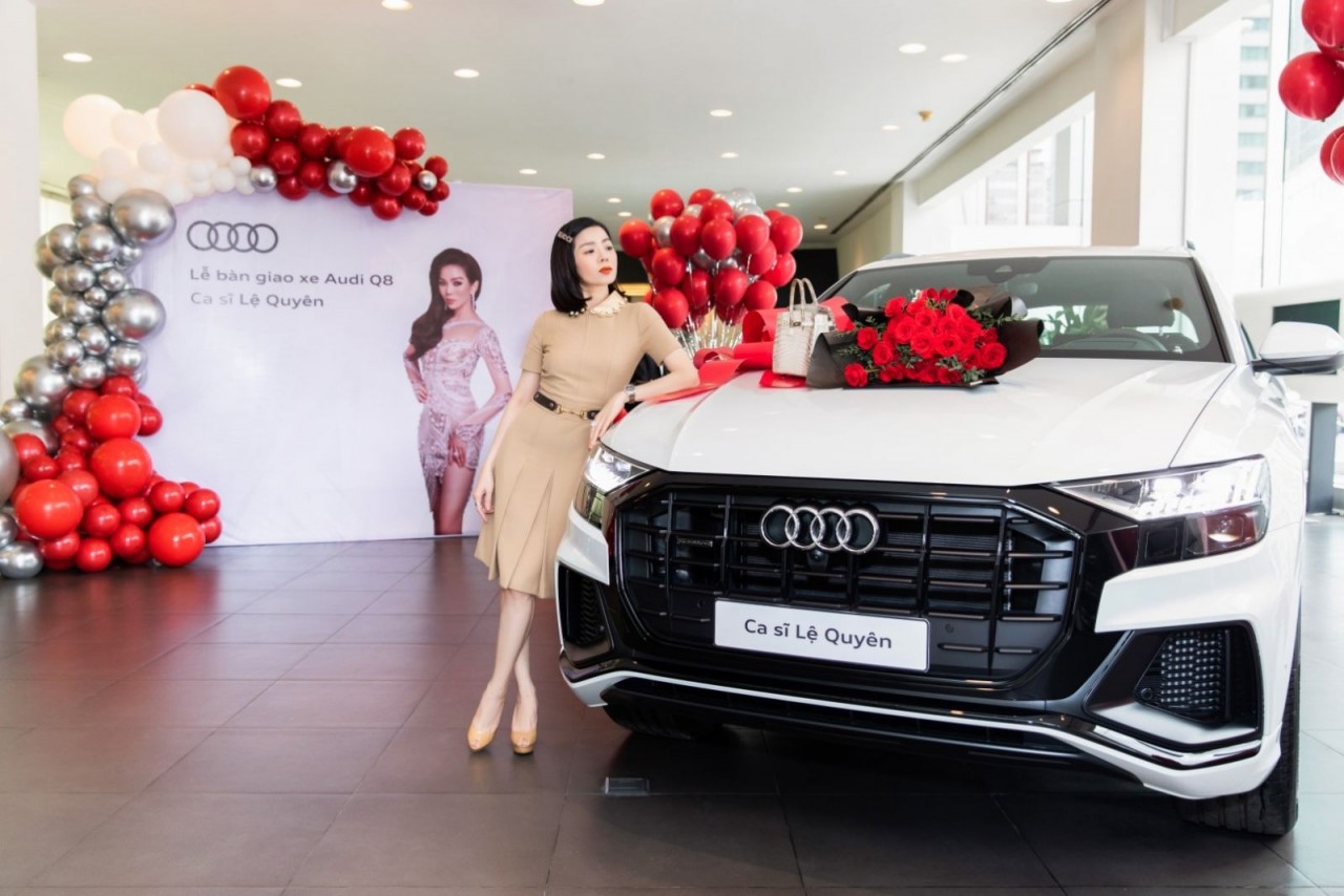 Ca sĩ Lệ Quyên là khách hàng đầu tiên tại Việt Nam được nhận xe Audi Q8