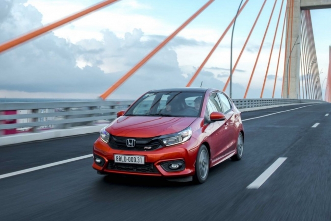 Honda ưu đãi 100% lệ phí trước bạ khi mua Civic, HR-V và Brio