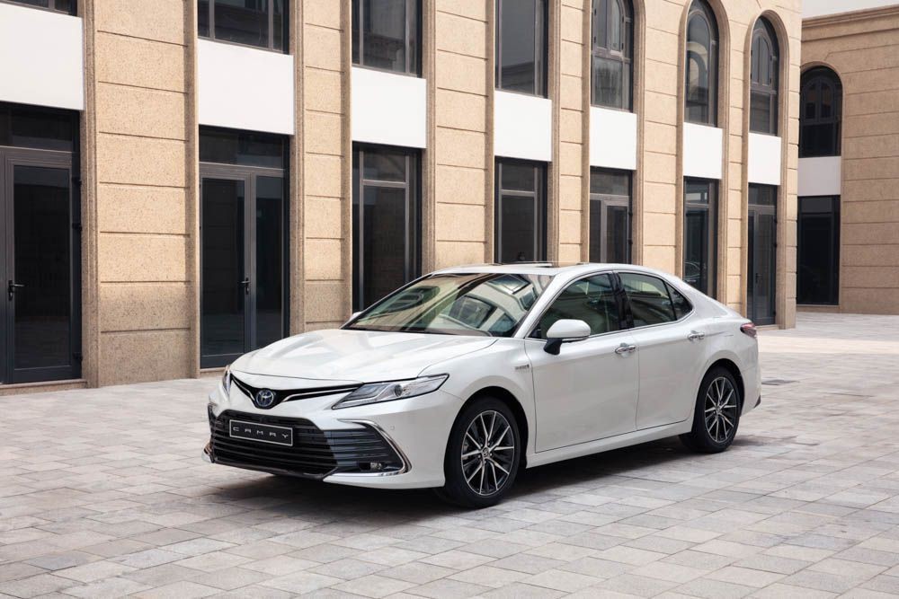 Toyota Camry 2022 ra mắt thị trường Việt Nam, giá từ 1.05 tỷ đồng