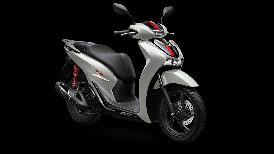 Giá xe máy Honda, Yamaha, Suzuki tháng 2/2023 giảm nhẹ