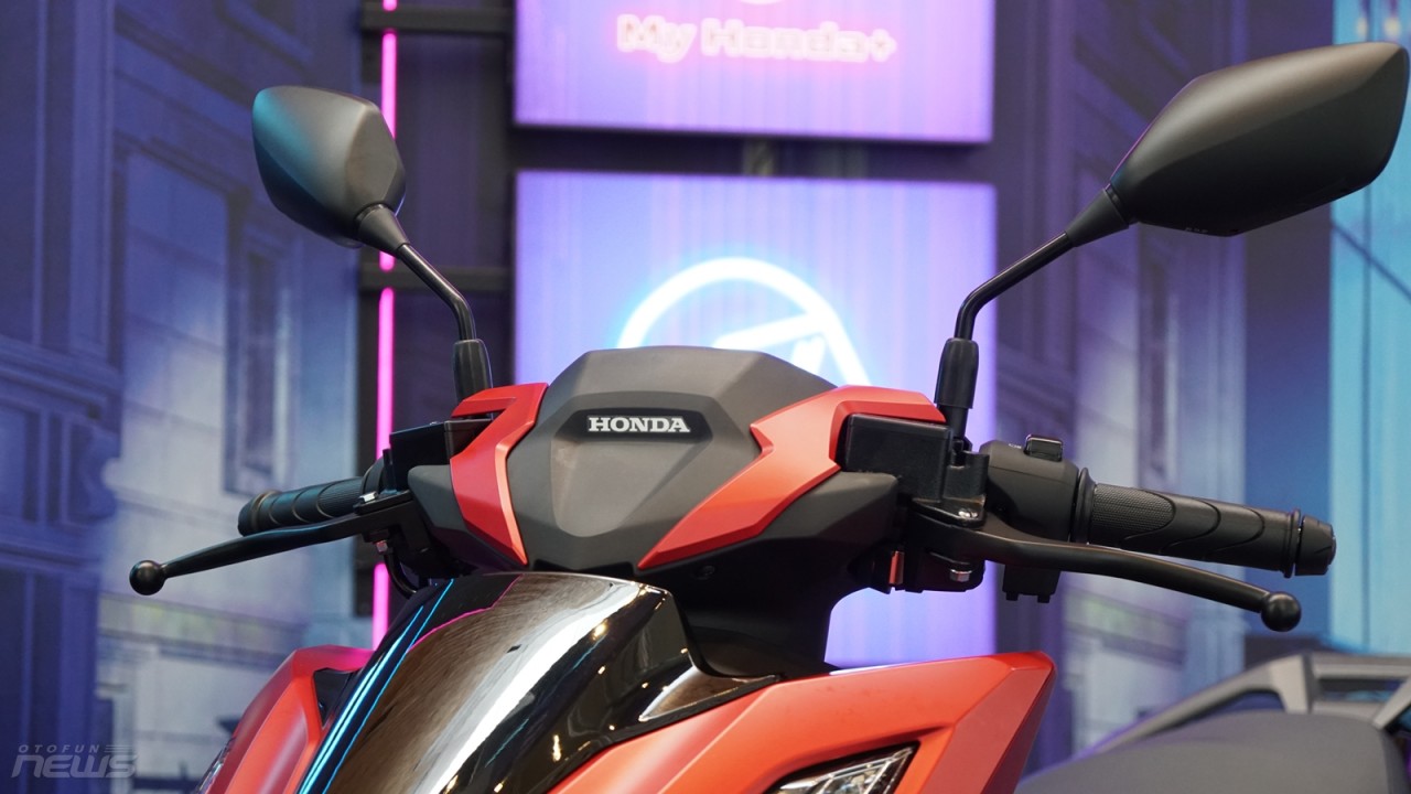 Cận cảnh Honda Vario 160 hoàn toàn mới vừa ra mắt tại Việt Nam Cận cảnh Honda Vario 160 hoàn toàn mới vừa ra mắt tại Việt Nam