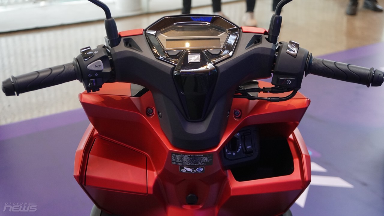 Cận cảnh Honda Vario 160 hoàn toàn mới vừa ra mắt tại Việt Nam Cận cảnh Honda Vario 160 hoàn toàn mới vừa ra mắt tại Việt Nam