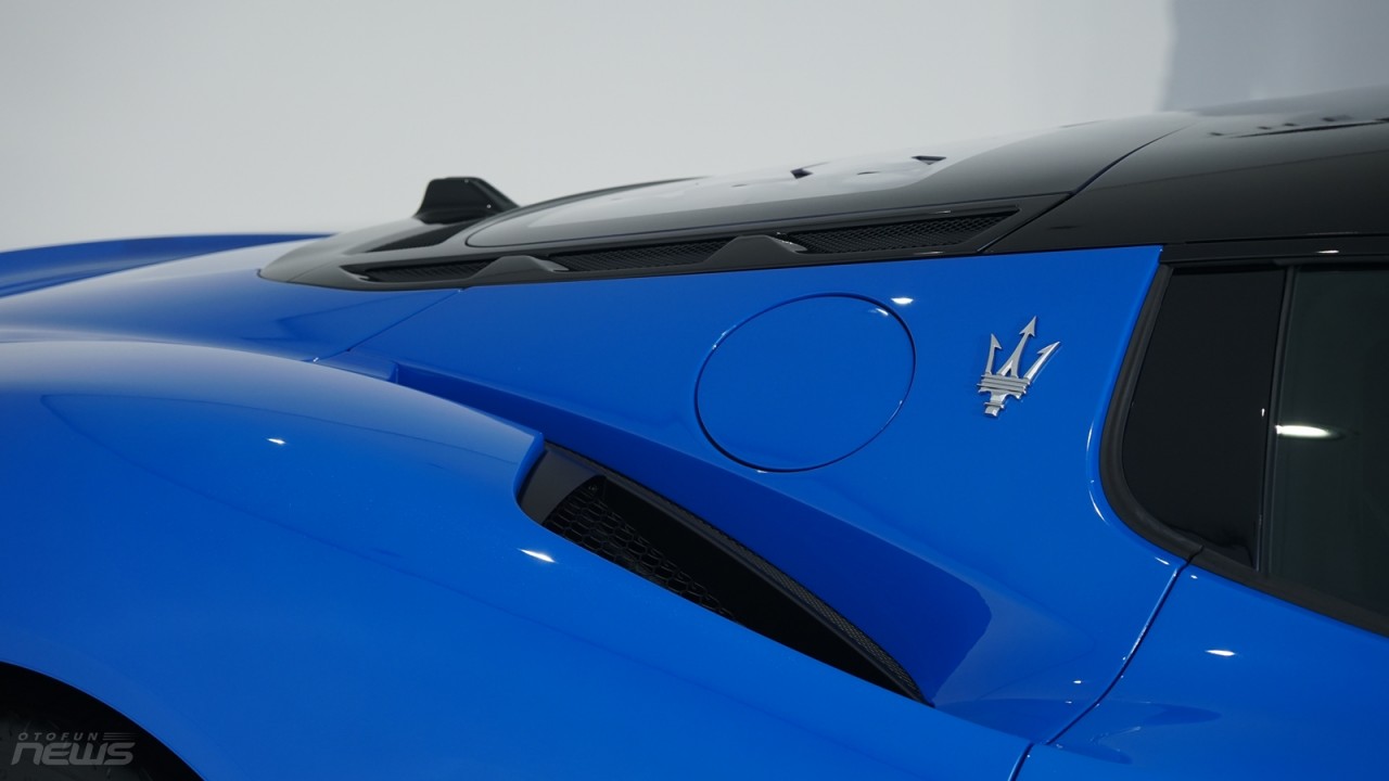 Maserati MC20 chính hãng có mặt tại Việt Nam với giá 16 tỷ đồng