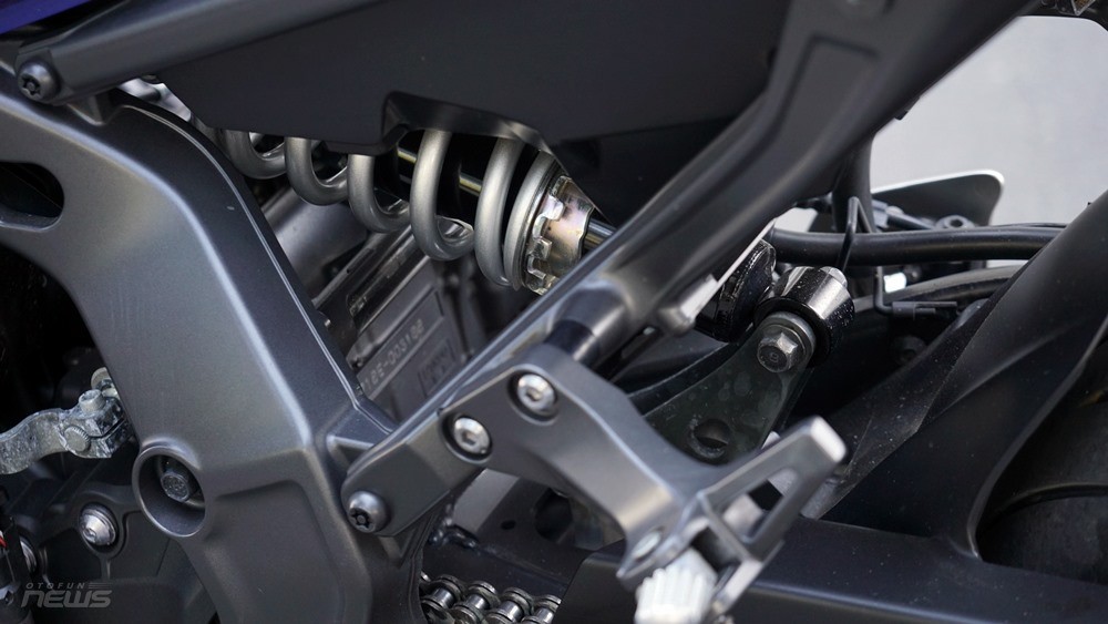 Yamaha MT 09 mẫu Hyper Naked thiết kế lạ mắt dành cho giới trẻ