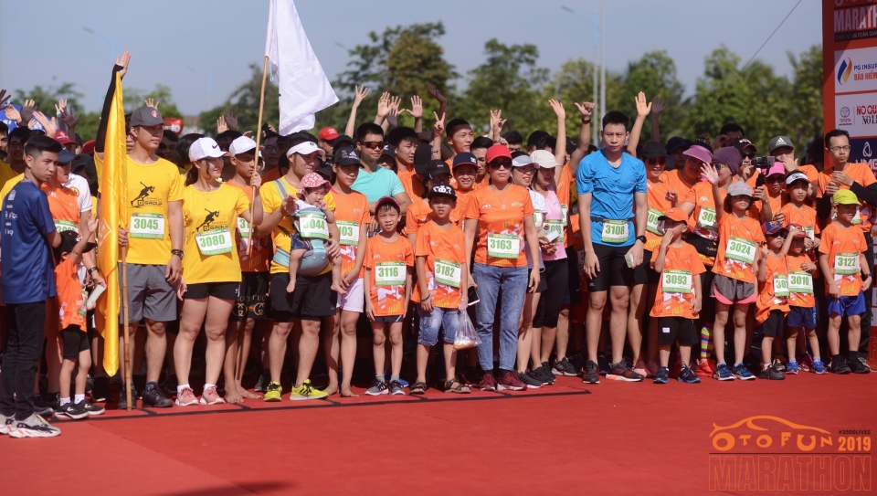 vdv khuyet tat tham gia giai chay otofun marathon chay de chien thang chinh minh