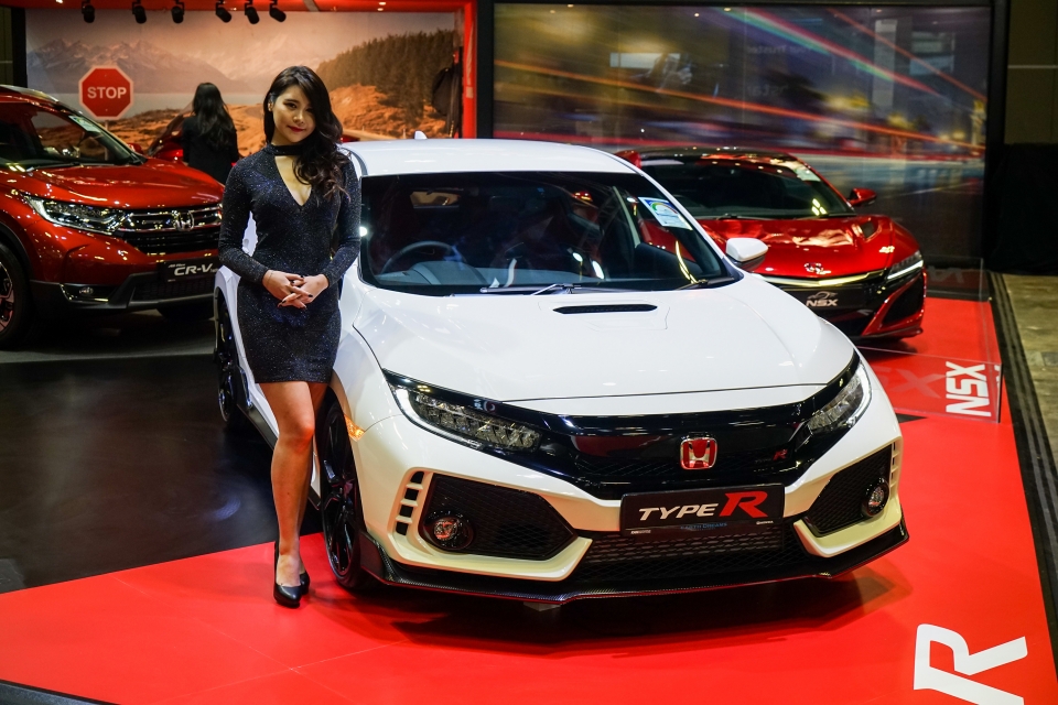 honda trinh dien civic type r voi dong co vtec turbo 20l