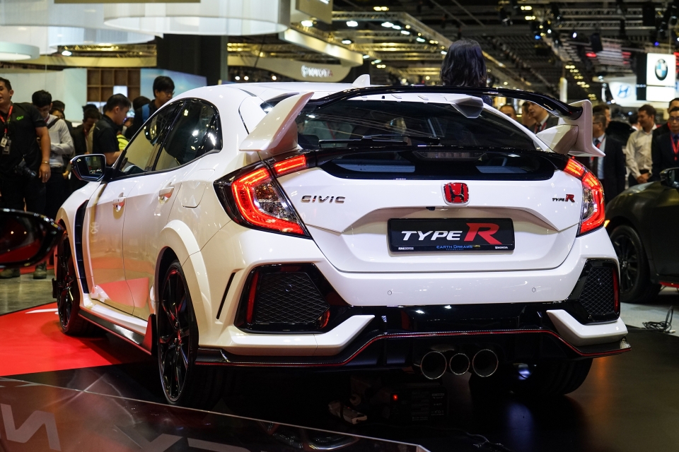 honda trinh dien civic type r voi dong co vtec turbo 20l