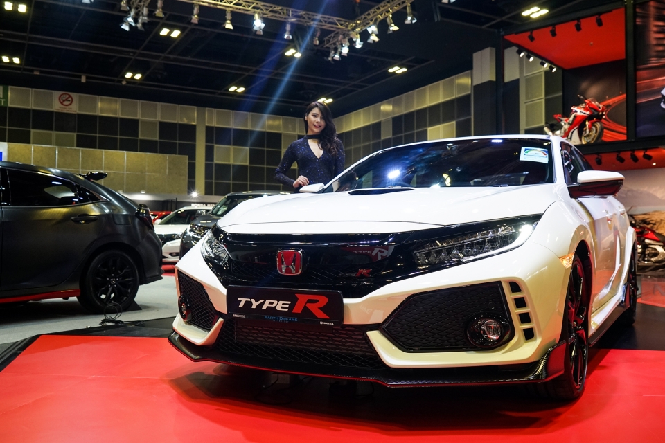 honda trinh dien civic type r voi dong co vtec turbo 20l