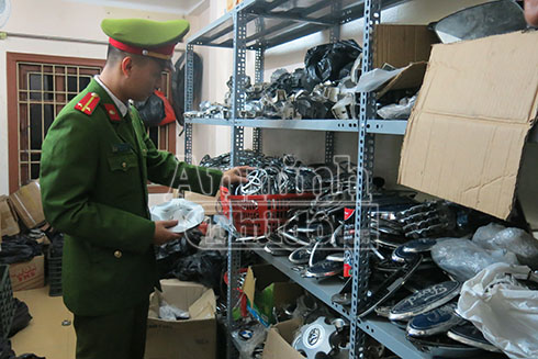 o trom cap phu tung o to lon tai ha noi sa luoi