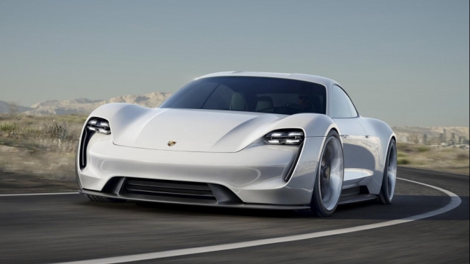 Porsche tăng gấp đôi ngân sách đầu tư phát triển xe điện