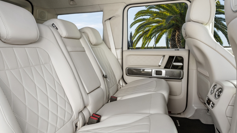 geneva 2018 mercedes amg g63 2019 se thong tri san choi voi 577 ma luc va 841nm