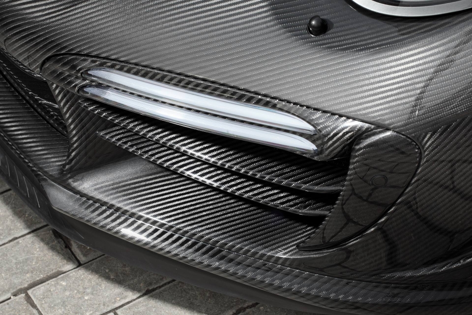 soc manh voi porsche 911 turbo s phien ban thuan carbon