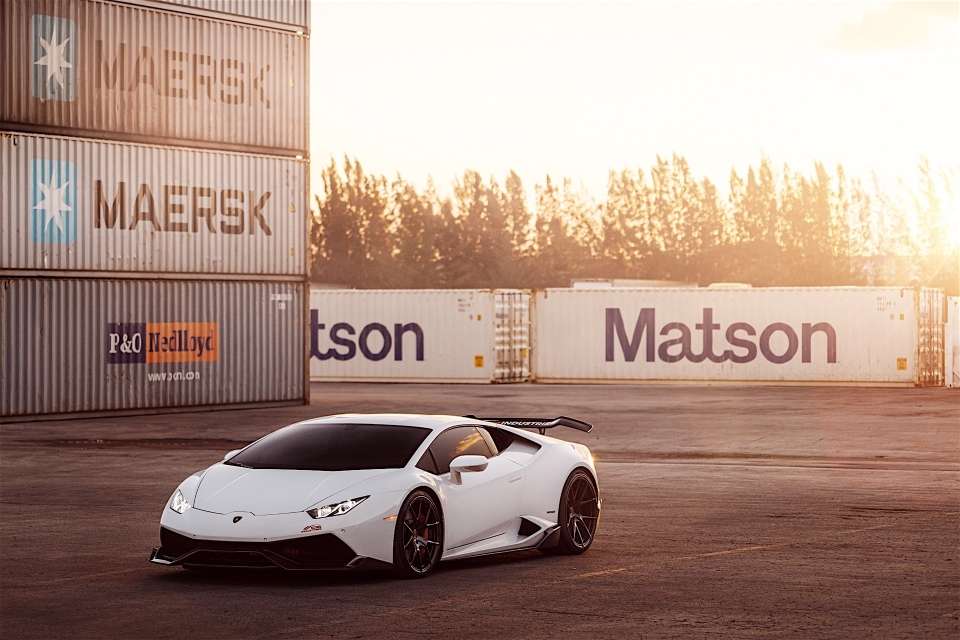 1016 Industries ưu ái Lamborghini Huracan với bộ thân vỏ khí động học mới 1016 industries uu ai lamborghini huracan voi bo than vo khi dong hoc moi