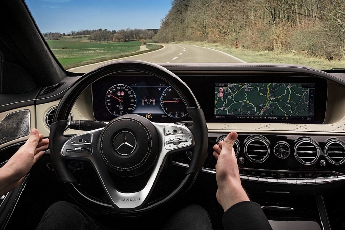 Hé lộ hình ảnh táp lô sang trọng của Mercedes-Benz S-Class mới