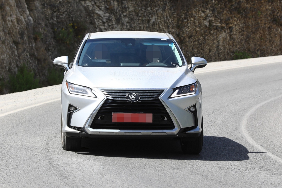 tokyo 2017 lexus se trinh dien rx the he moi tai trien lam