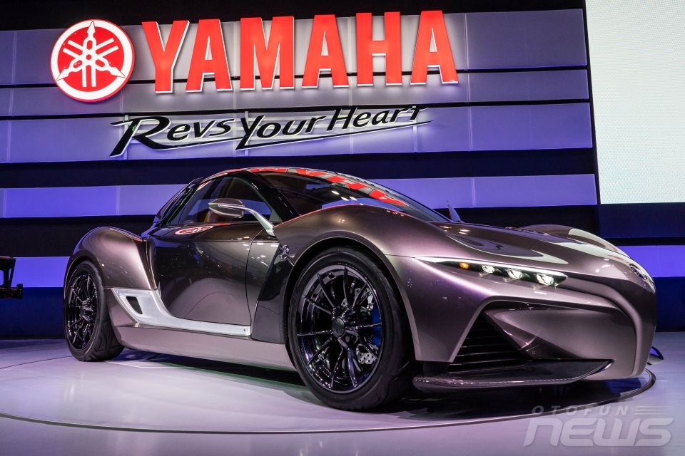 tokyo 2017 yamaha se trinh dien mot mau o to y tuong hoan toan moi