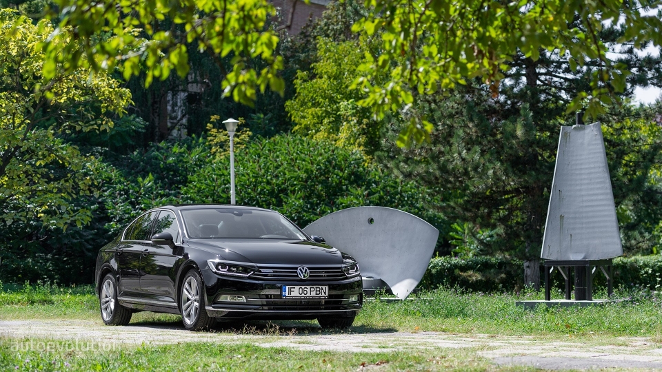 volkswagen passat moi se tiep tuc hoi sinh sedan hang d tai chau au