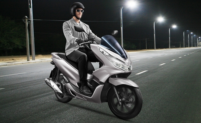 Honda Việt Nam ra mắt PCX 150 hoàn toàn mới