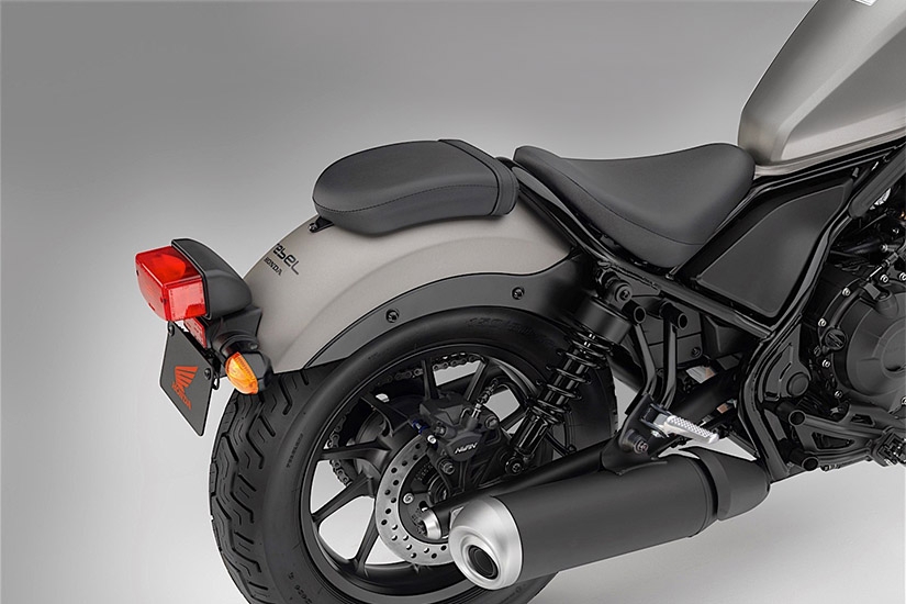 honda rebel 300 duoc ban chinh thuc voi gia 125 trieu dong