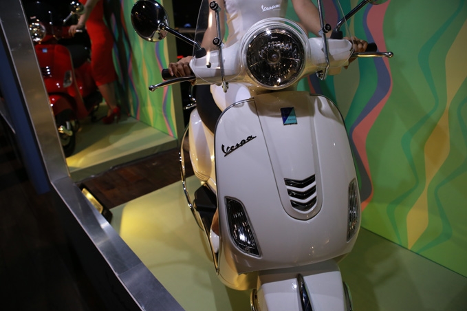 chiec xe khong danh cho so dong vespa lx iget 125 co gia 679 trieu vnd