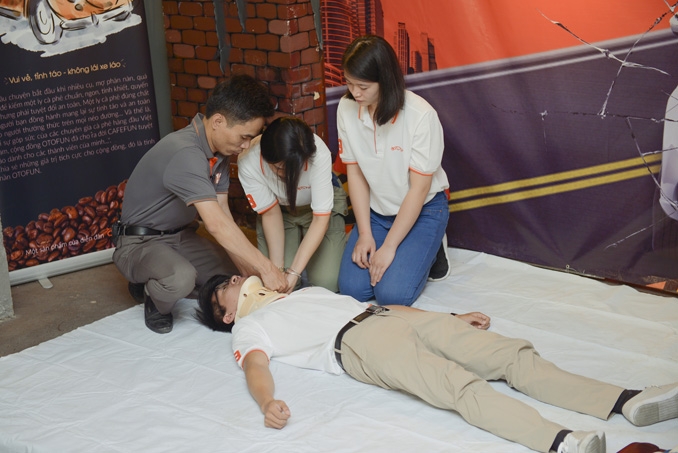 so cuu tai nan giao thong giup the nao cho dung cach