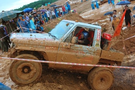 voc 2011 nhung pha tranh tai day an tuong trong mua bao