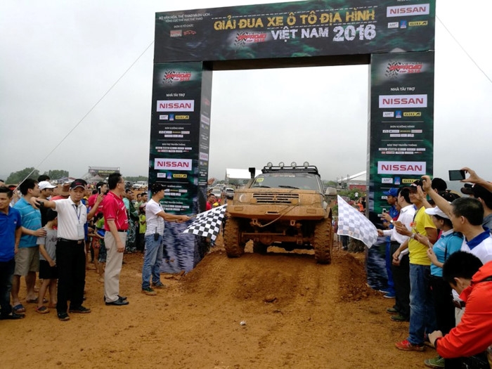 voc 2016 doan xe dia hinh doi mua dieu hanh khai mac