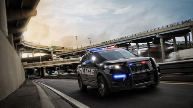 Ford Police Interceptor Utility 2020: "Khắc tinh" của tội phạm