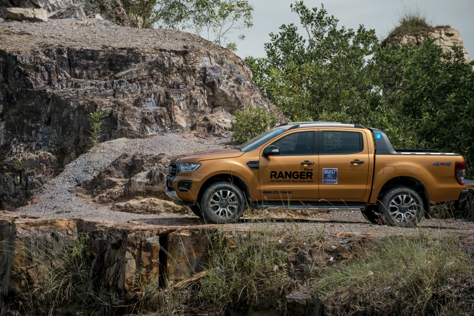 gan 140000 xe ban tai ford ranger ban ra tai chau a