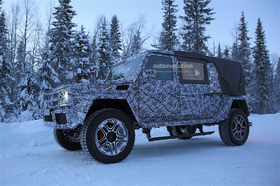 Mercedes-Benz sắp trình làng G65 AMG phiên bản mui trần