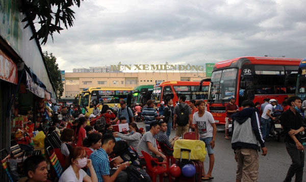 nong chuyen di lai ngay giap tet