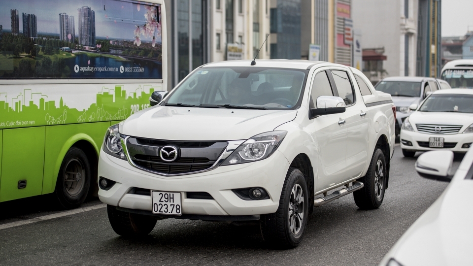 Mazda Việt Nam hỗ trợ 50% phí trước bạ cho khách hàng mua bán tải BT-50