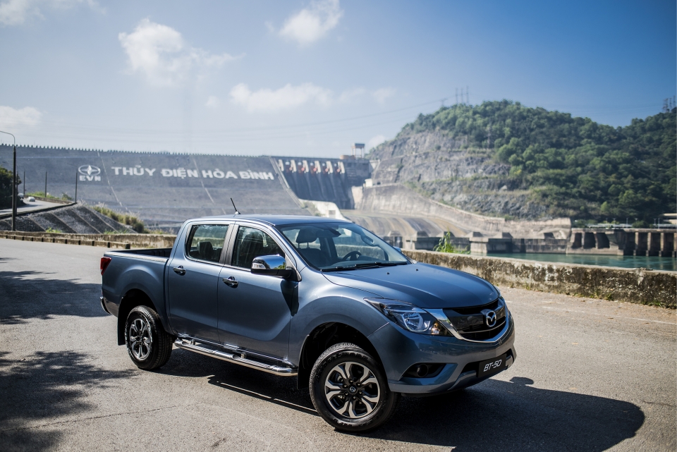 uu dai toi 40 trieu dong khi mua ban tai mazda bt 50