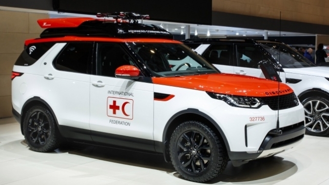 [Geneva 2017] Độc đáo "siêu xe" cứu hộ Land Rover Discovery Project Hero