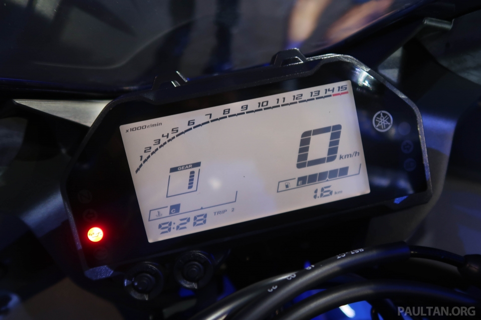 yamaha yzf r25 2019 co gia gan 5000 usd o malaysia