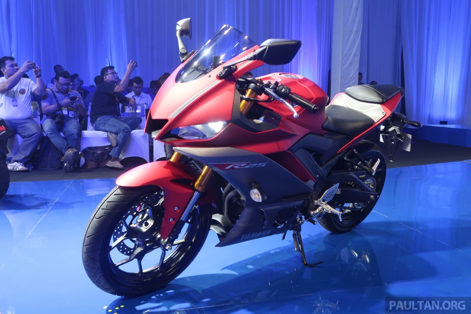 yamaha yzf r25 2019 co gia gan 5000 usd o malaysia