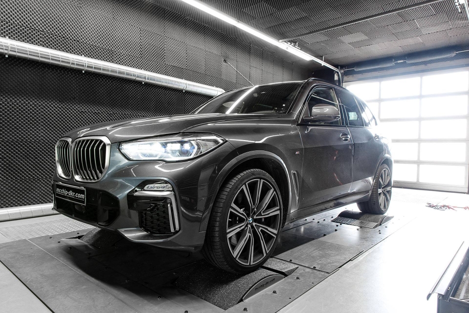 than gio bmw x5 515 ma luc cua mcchip