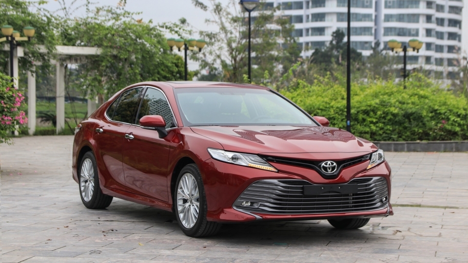 Toyota Camry 2019 ra mắt vào ngày mai