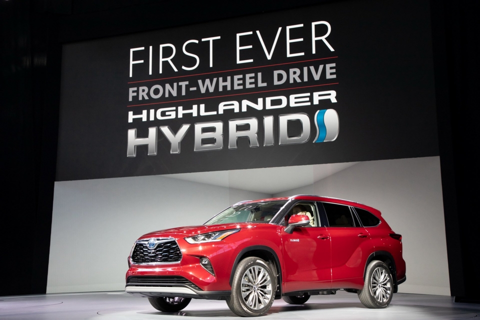 toyota highlander 2020 ra mat voi dien mao moi