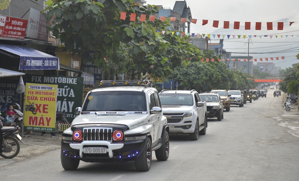 tinh than da le hoi off road lon nhat ha giang khai mac