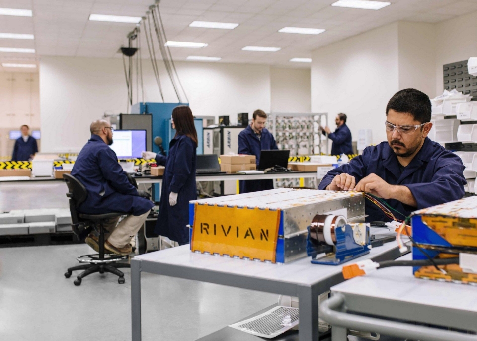 Rivian sắp trình làng bán tải chạy điện tại triển lãm Los Angeles 2018 rivian sap trinh lang ban tai chay dien tai trien lam los angeles 2018