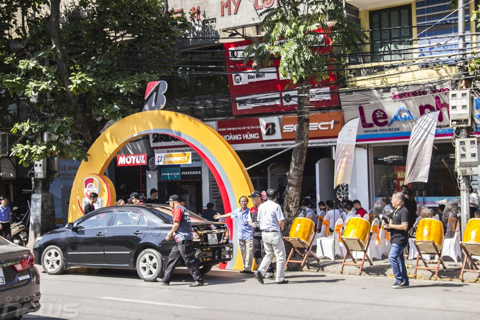 bridgestone lan banh an toan den voi nguoi dan thu do