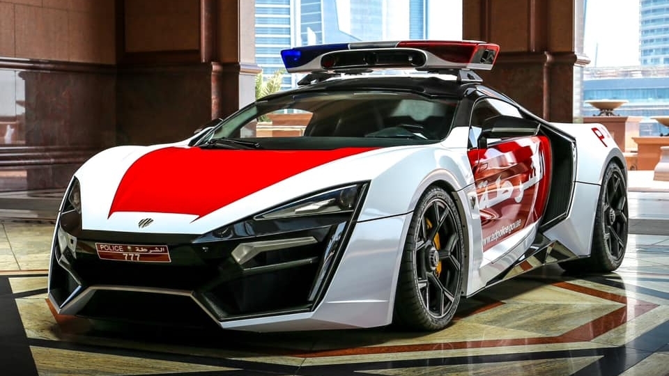 Siêu xe Lykan HyperSport gia nhập cảnh sát Abu Dhabi