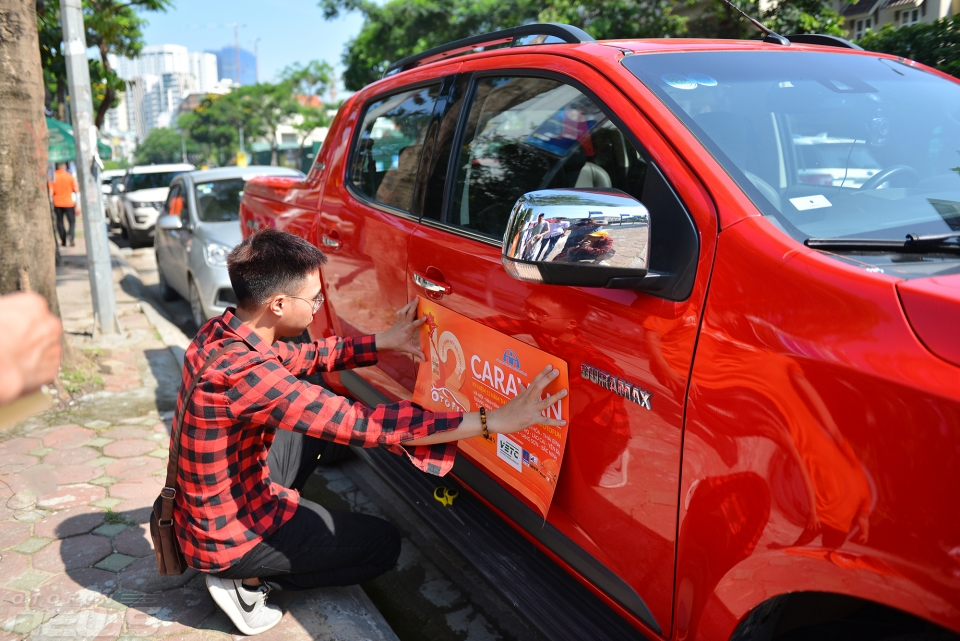 Đoàn Caravan hành trình "Kết Nối Cộng Đồng" chính thức khởi hành doan caravan hanh trinh ket noi cong dong chinh thuc khoi hanh