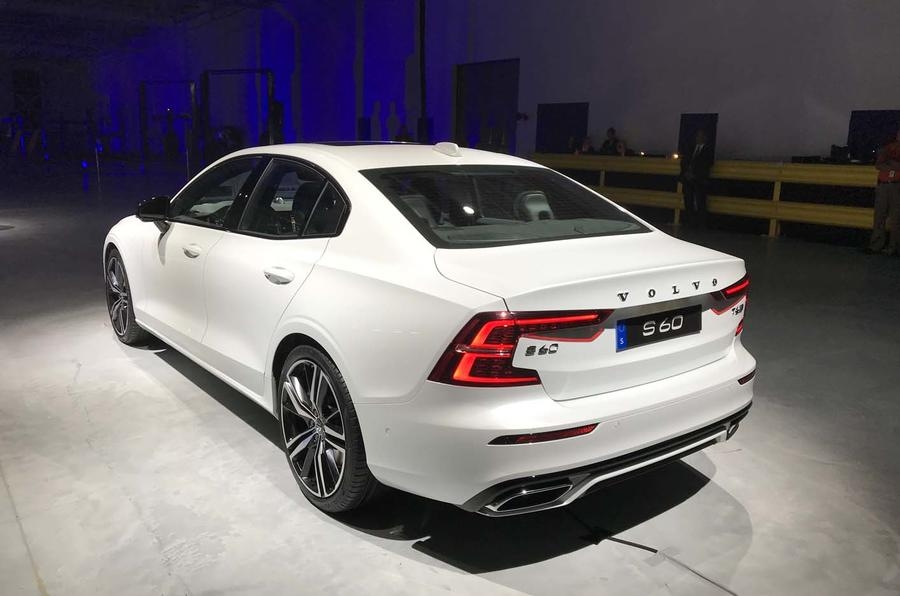 volvo s60 ra mat voi nhieu diem dac biet