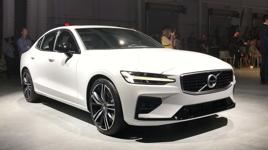 Volvo S60 ra mắt với nhiều điểm đặc biệt