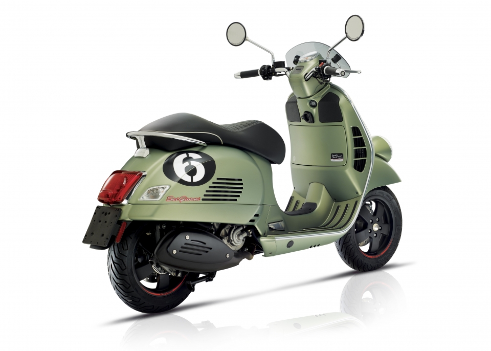 vespa sei giorni ban gioi han co gia khung 199 trieu dong
