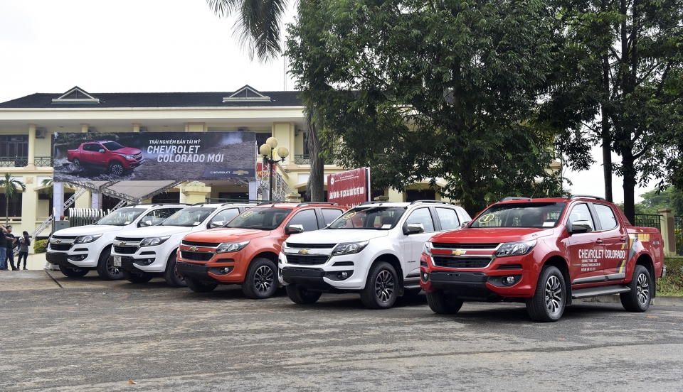 chevrolet colorado va trailblazer tiep tuc thong tri phan khuc ban tai va suv 7 cho tai viet nam