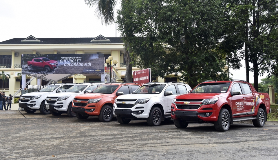 tiep buoc chevrolet trailblazer ban tai colorado giam gia len den hon 150 trieu dong