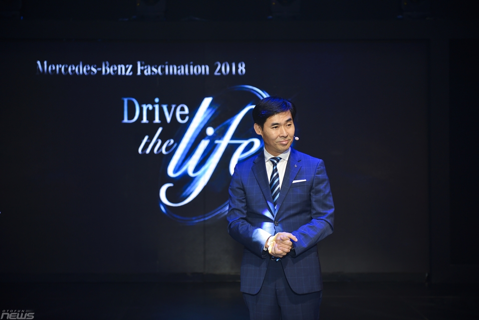 mercedes benz fascination 2018 khai man voi cuoc trinh dien cua 21 xe sang